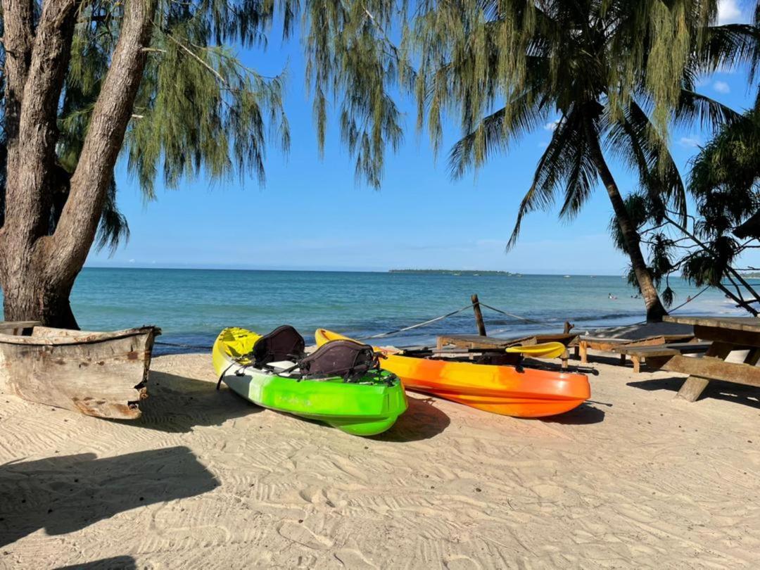 Mikadi Beach Camp & Backpackers Дар-эс-Саламе Экстерьер фото